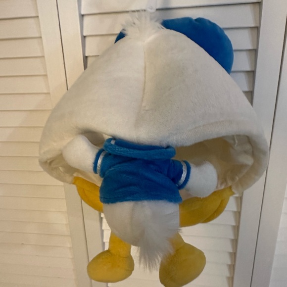 Authentic Disney Park Donald Duck Cap Hat Shanghai Disneyland exclusive - Picture 3 of 7